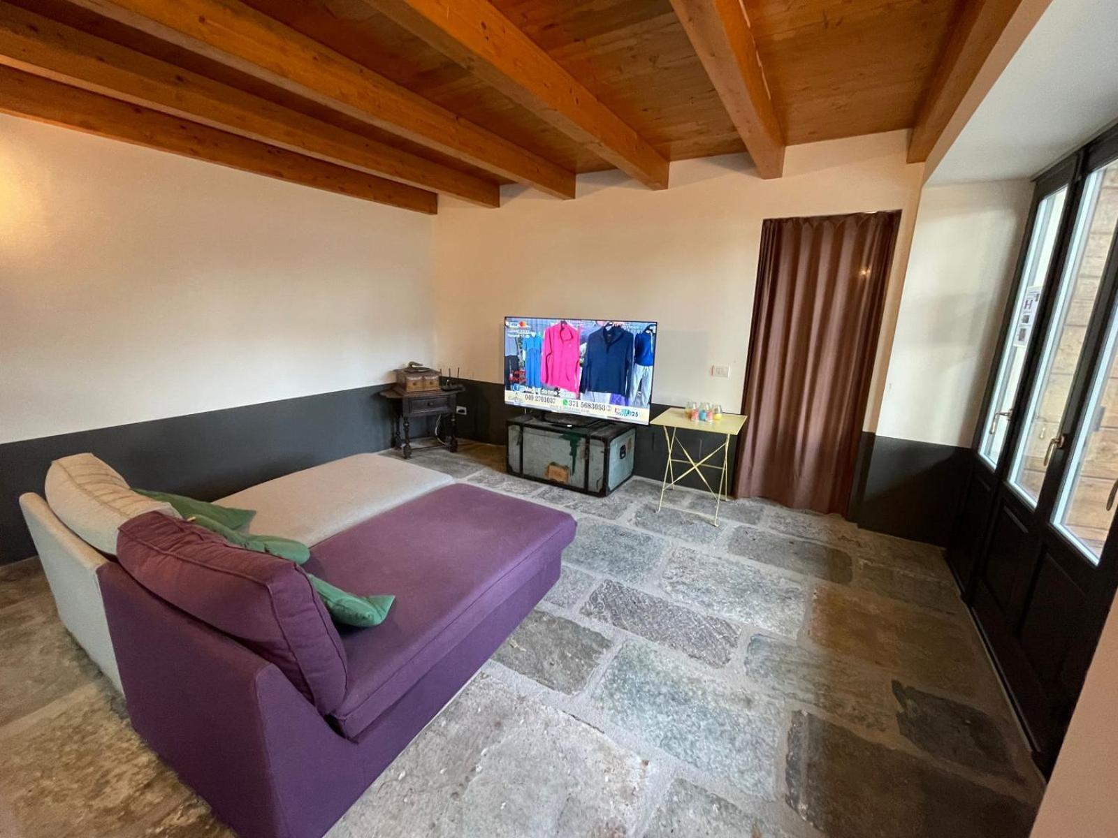 Beach Villa Fiorina Ghiffa Exterior photo